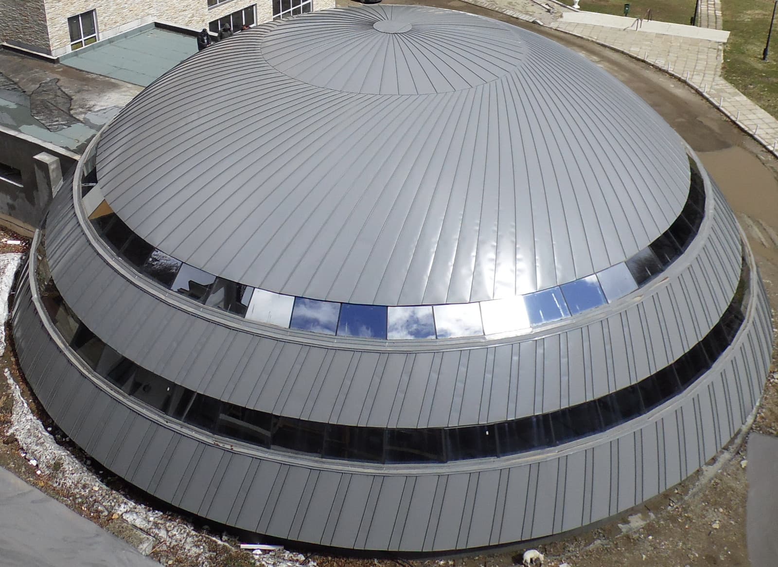 Tu ai idei, noi avem soluții. Materiale. Montaj.